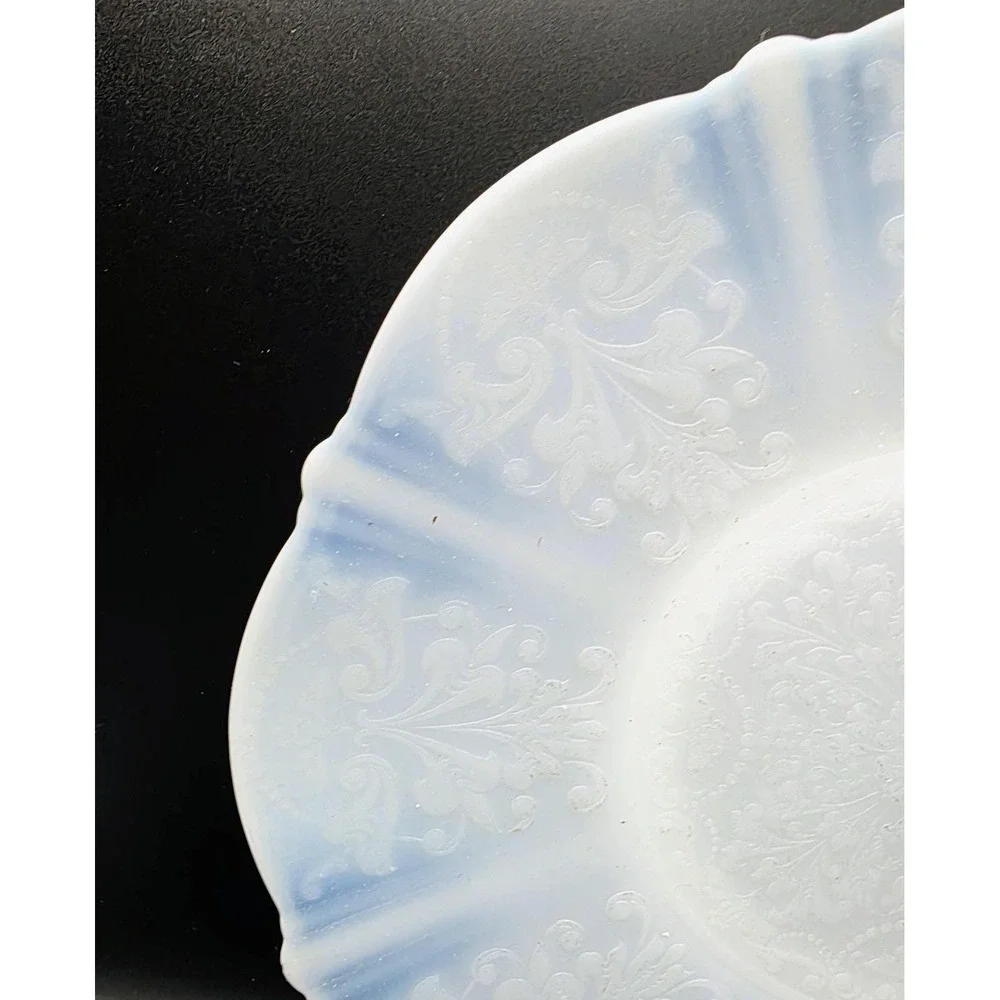 Vintage Monax American Sweetheart White MacBeth Evans Dinner Plate 10 1/2
